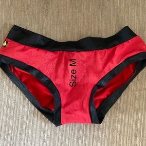 Low rise pole dance/fitness shorts